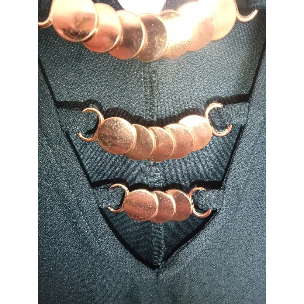 AUW Womens Green Sleeveless Blouse Gold Coin Chain V-Neck Top Size Large - Picture 3 of 4